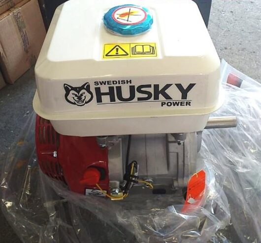 Motor a gasolina marca HUSKY