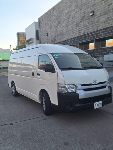 Toyota Hiace Panel de Carga