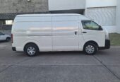 Toyota Hiace Panel de Carga