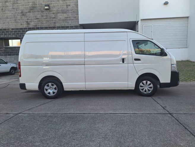 Toyota Hiace Panel de Carga