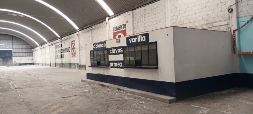 RENTO BODEGA A ORILLA DE CARRETERA 1000 m2. CHACHAPA, PUEBLA, MEXICO.