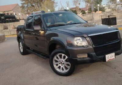 Ford-Explorer-Sport-Trac-2008-1