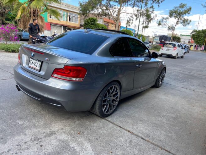 Durísimo BMW 135i M Sport