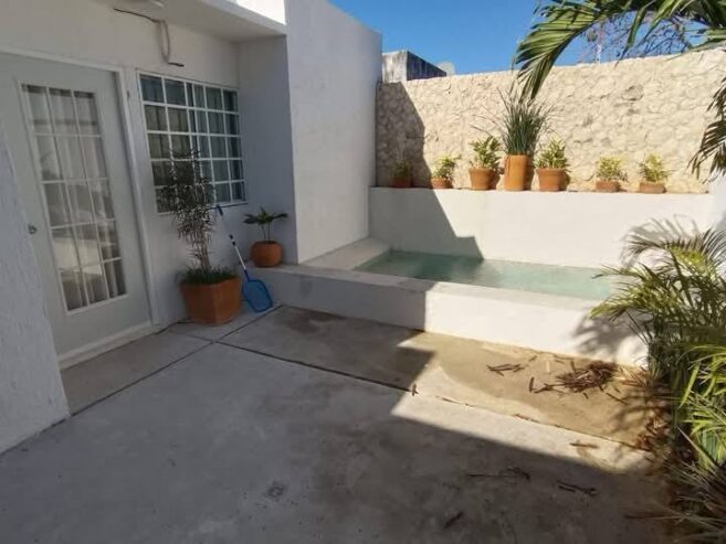 CASA EN VENTA AMUEBLADA