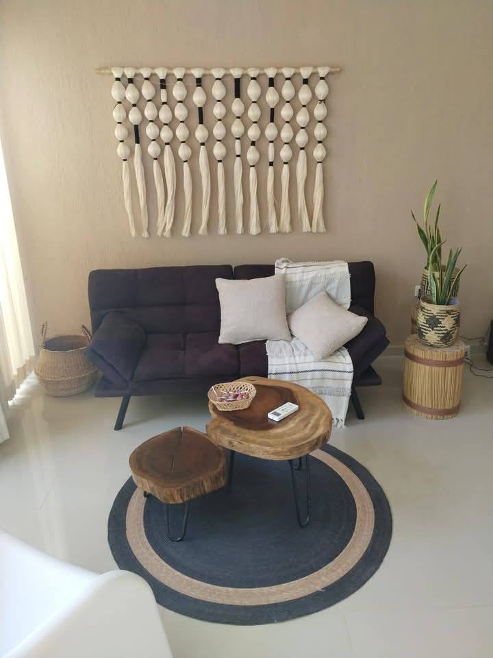 CASA EN VENTA AMUEBLADA