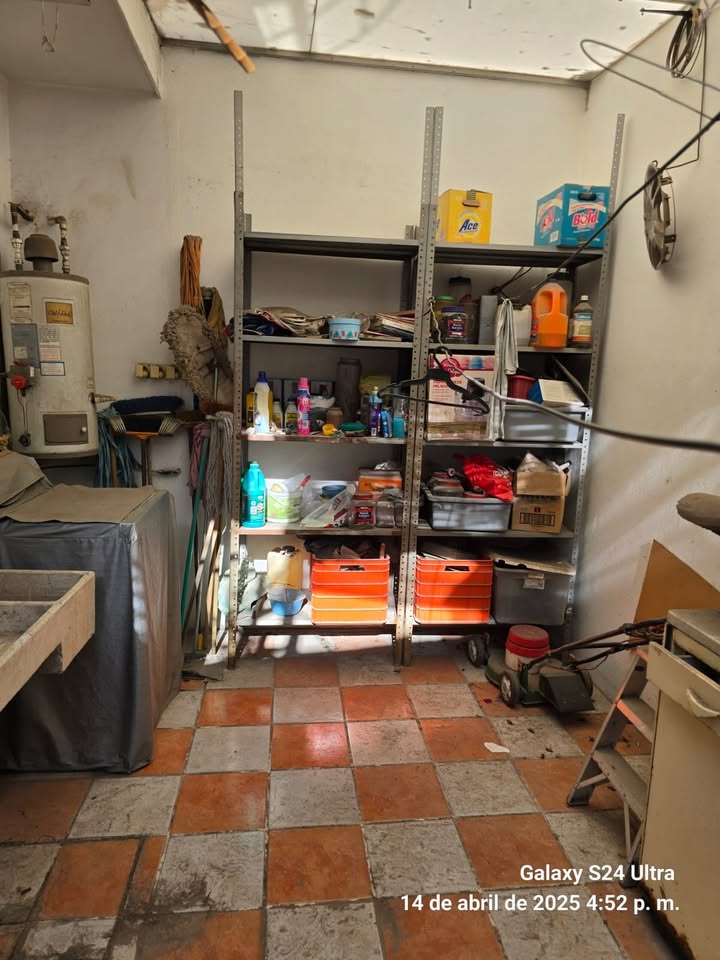 ¡Preciosa casa en venta en Colonia Rosalinda!