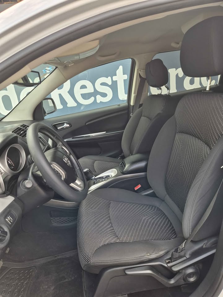 DODGE JOURNEY SE 2014