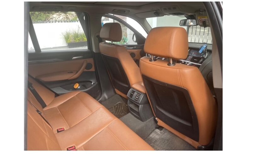 BMW X3 28i LINE SUV