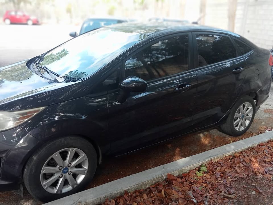 Ford fiesta 2012