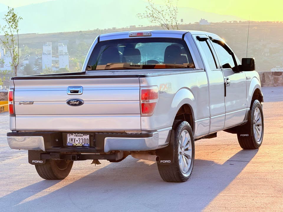 Ford lobo f 150 2010