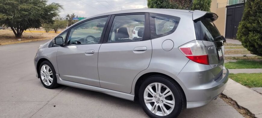 HONDA FIT SPORT 2010