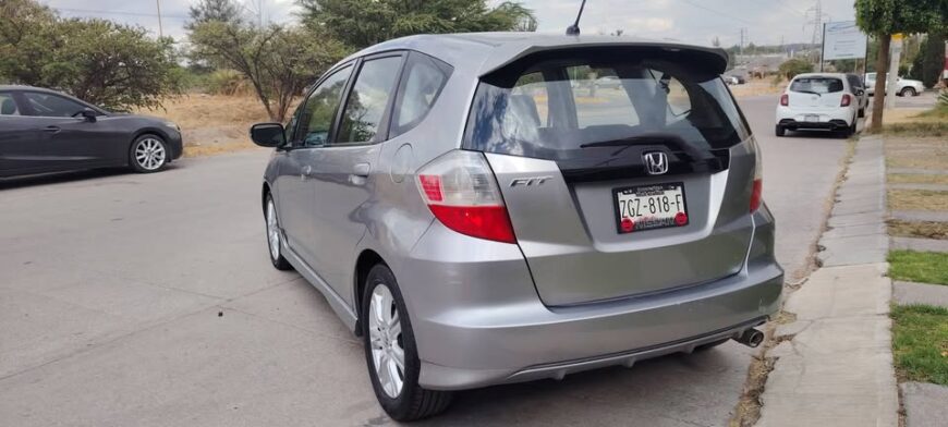 HONDA FIT SPORT 2010