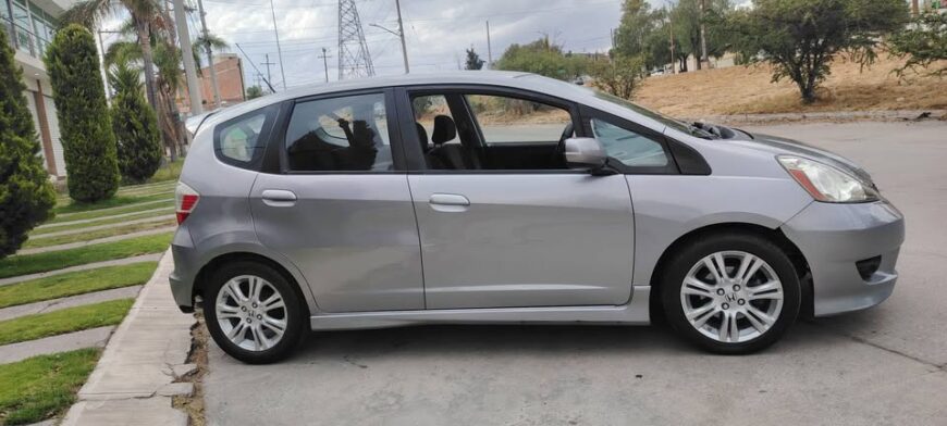 HONDA FIT SPORT 2010