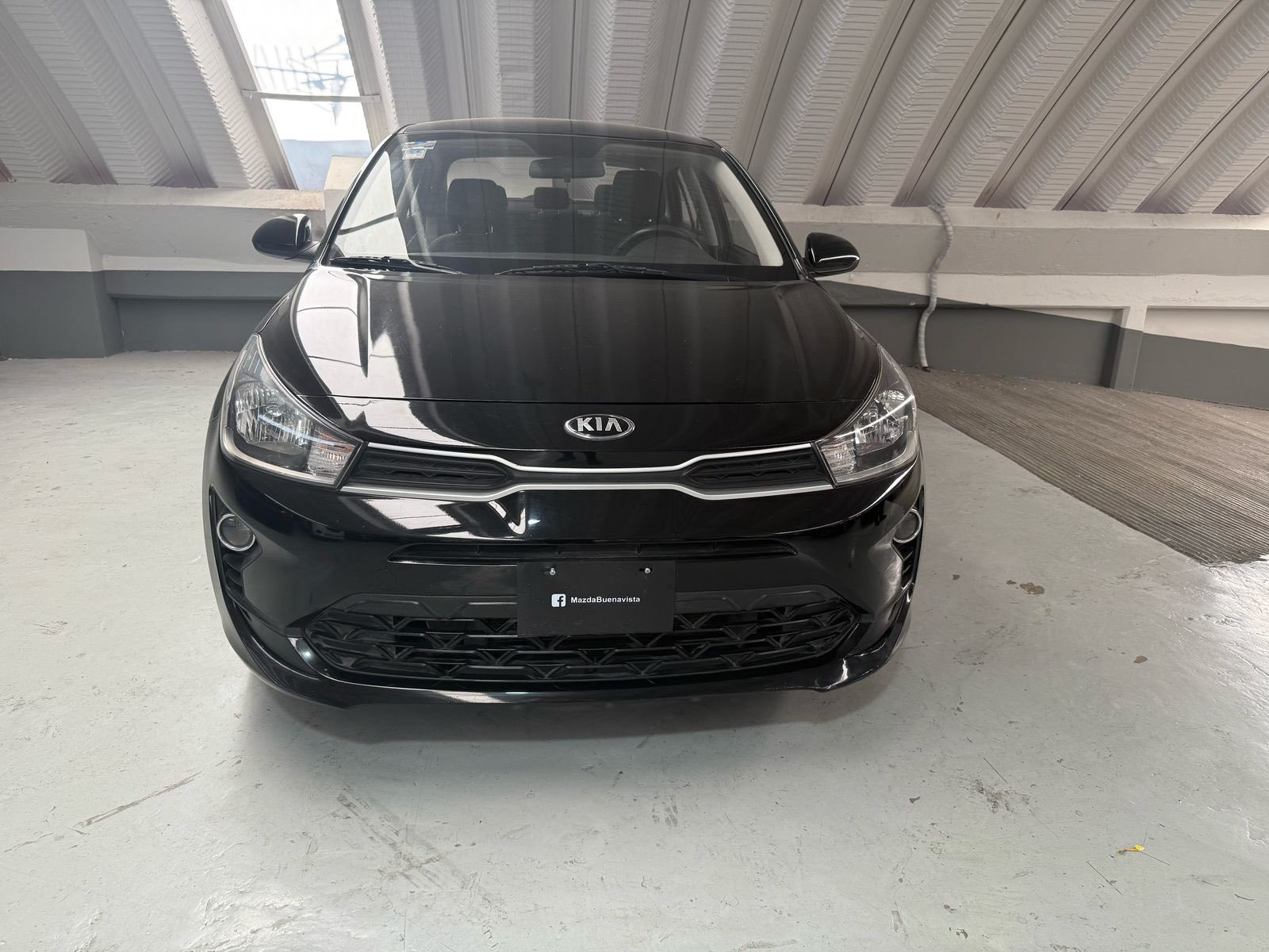 VENDO KIA RIO 2021