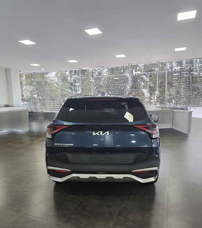 KIA SPORTAGE EX 2023