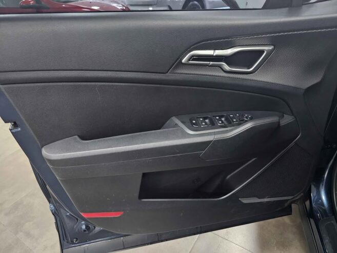 KIA SPORTAGE EX 2023