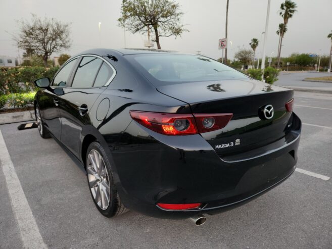 MAZDA 3 2019 Americano