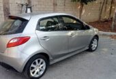Mazda 2 hachback 2012