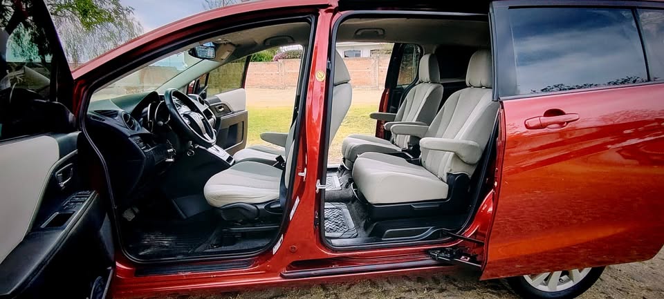 Mazda 5 2012