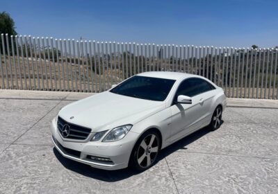 Mercedes-Benz-E250-1