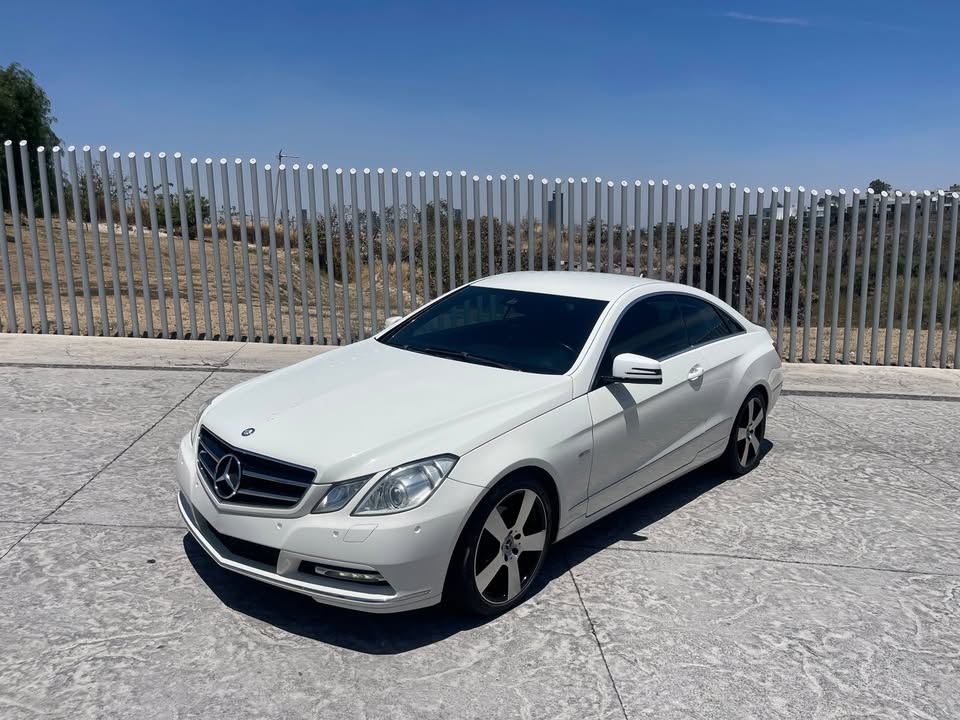 Mercedes-Benz E250 coupé 2011