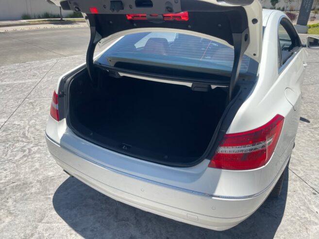 Mercedes-Benz E250 coupé 2011