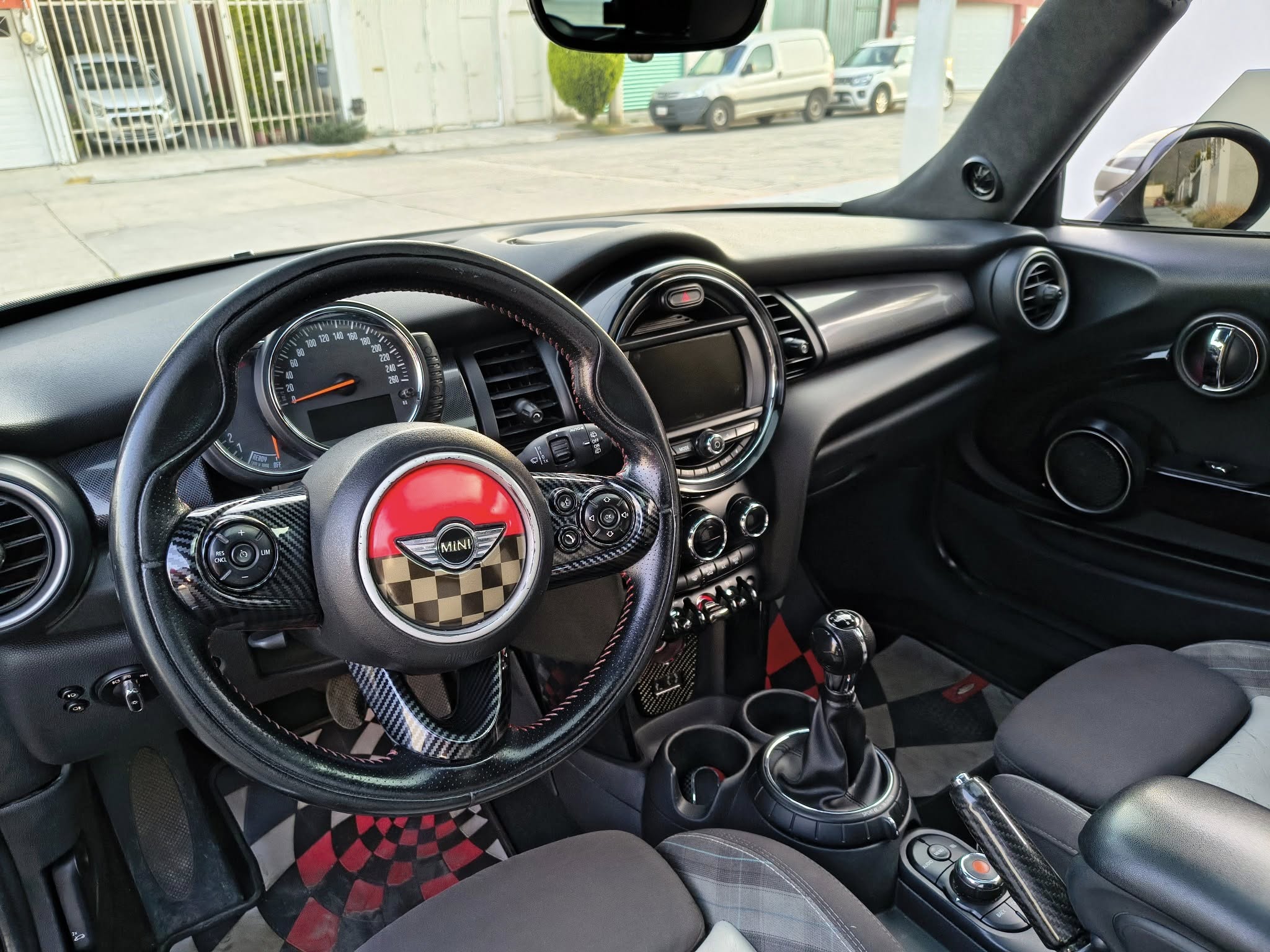 Mini Cooper S Hot Chili 2015