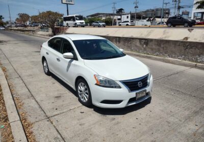 Nissan-sentra-2014-1