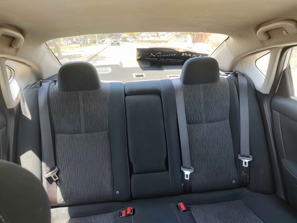 Nissan sentra 2014