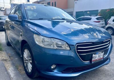 PEUGEOT-301-SEDAN-2017-1