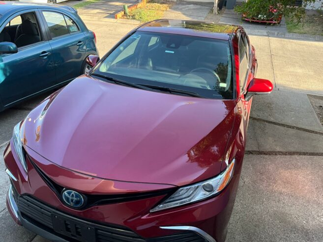VENTA TOYOTA CAMRY 2022 HIBRIDO – TRATO DIRECTO