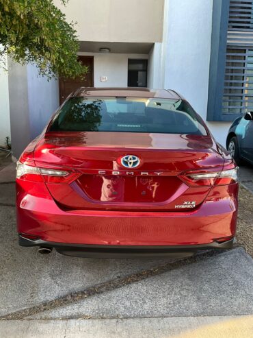 VENTA TOYOTA CAMRY 2022 HIBRIDO – TRATO DIRECTO