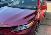VENTA TOYOTA CAMRY 2022 HIBRIDO – TRATO DIRECTO