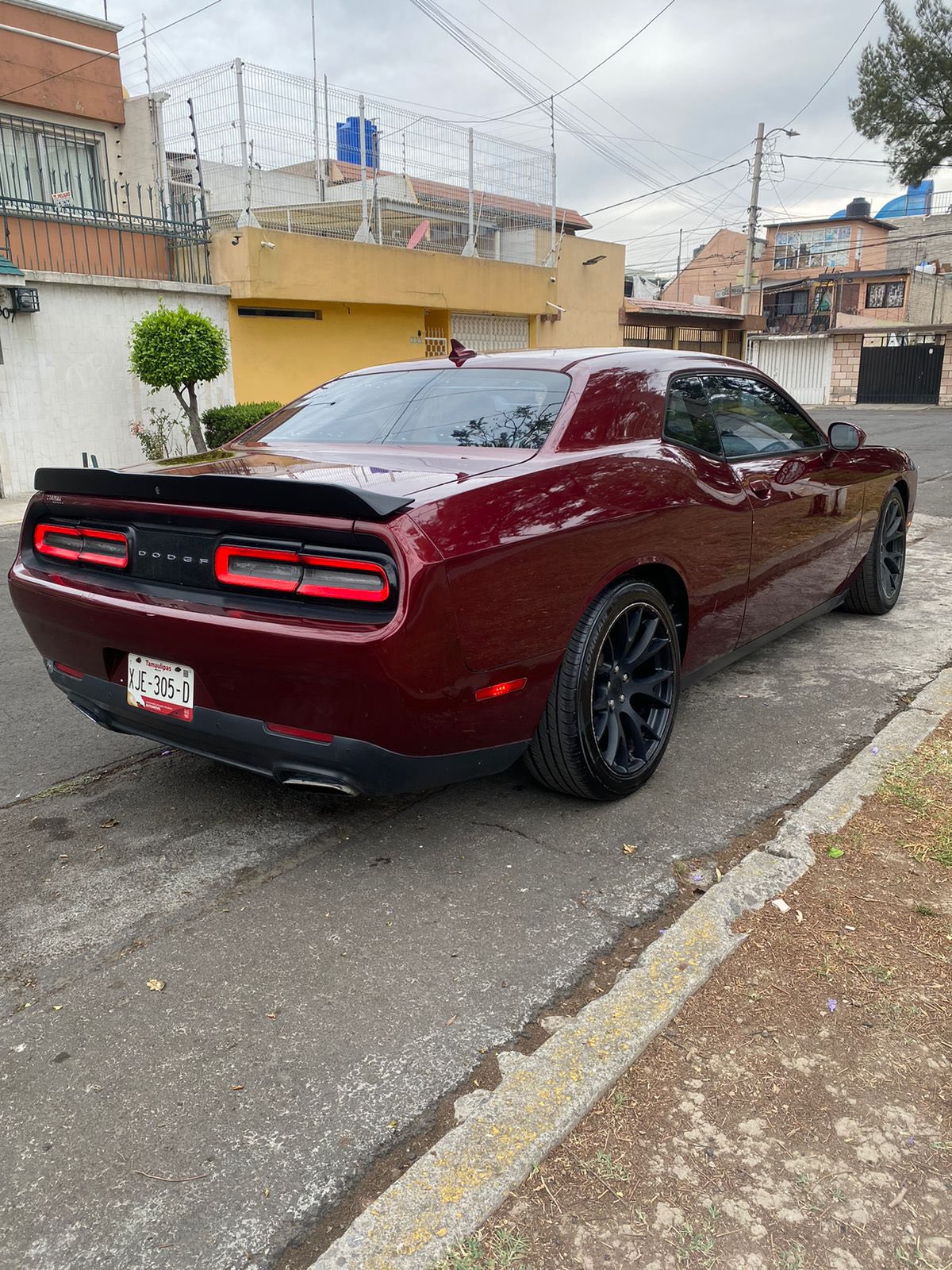 Challenger 2017 V6