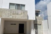 Bonita Casa en Venta en Colonia Alameda en Privada de solo 6 Casas