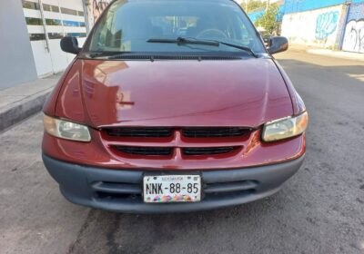 Dodge-Caravan-97-1