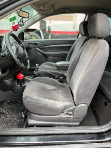 FORD FOCUS 2001 ZX3