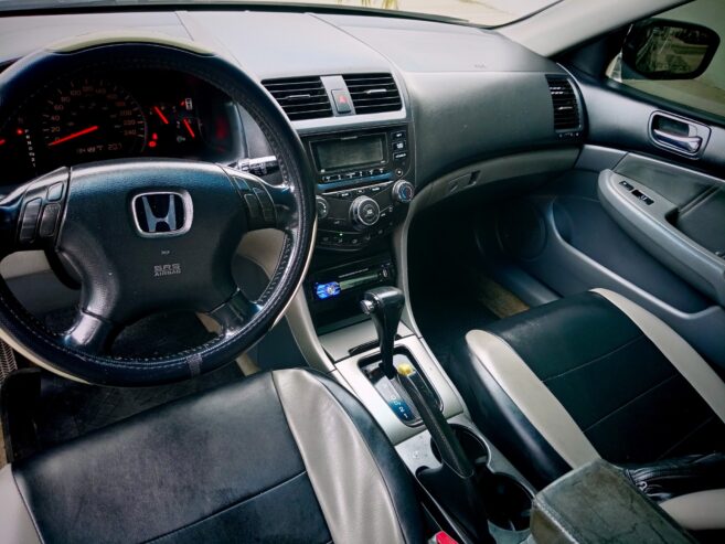 HONDA ACCORD 2004