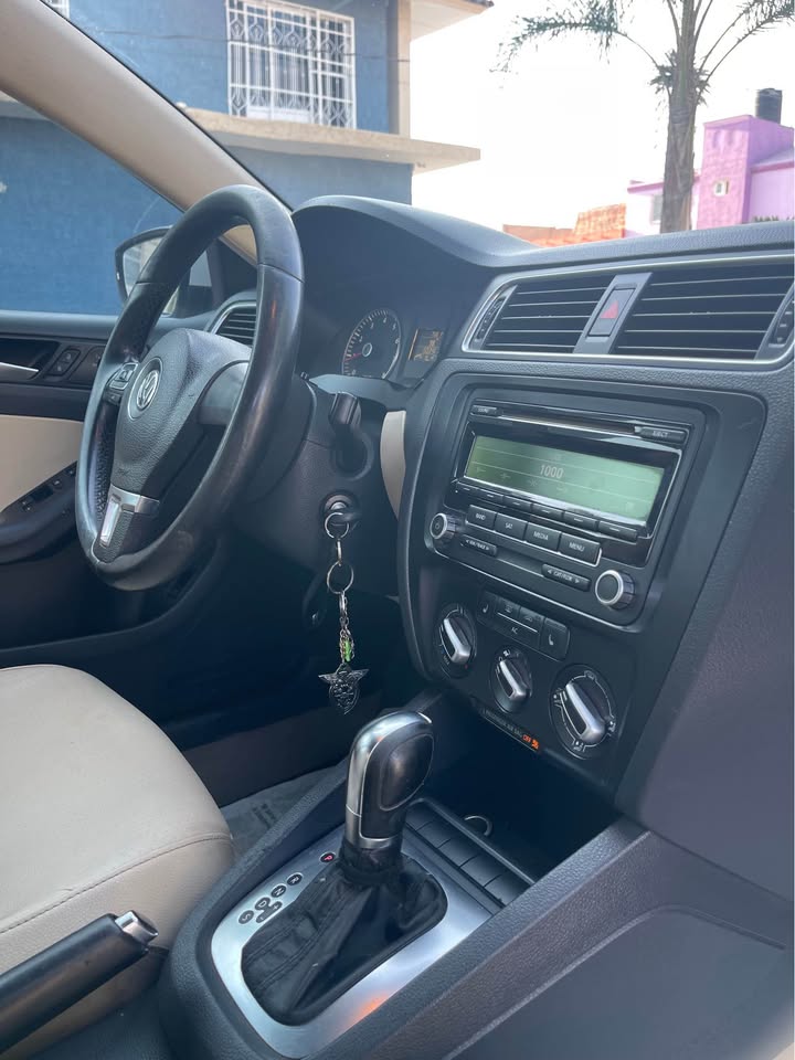 Volkswagen Jetta 2012