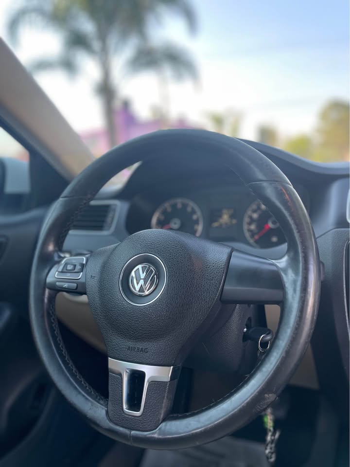 Volkswagen Jetta 2012