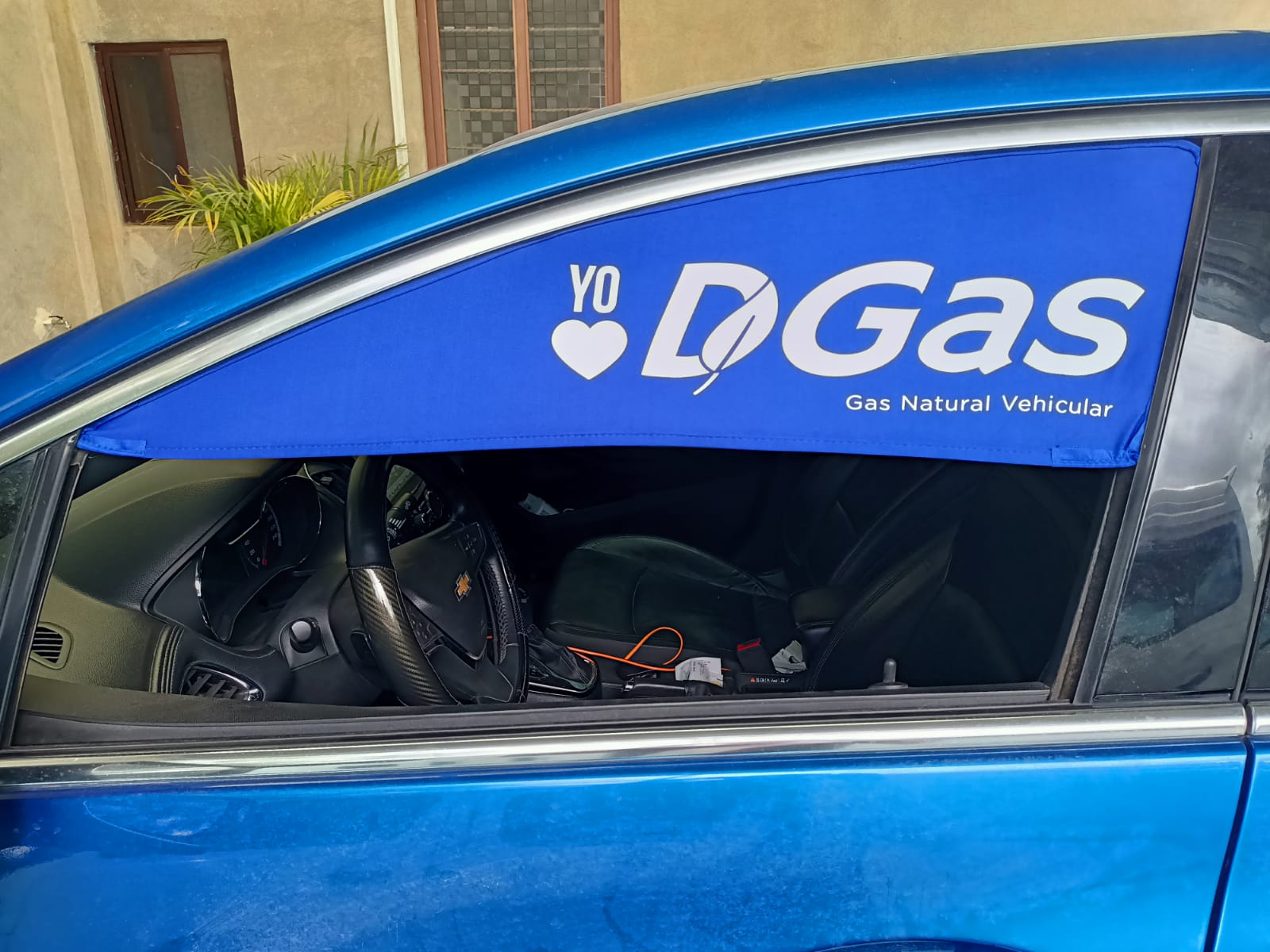 FABRICAMOS PARASOLES PARA VENTANAS DEL CONDUCTOR Y COPILOTO PERSONALIZADAS PARA CAMPAÑAS