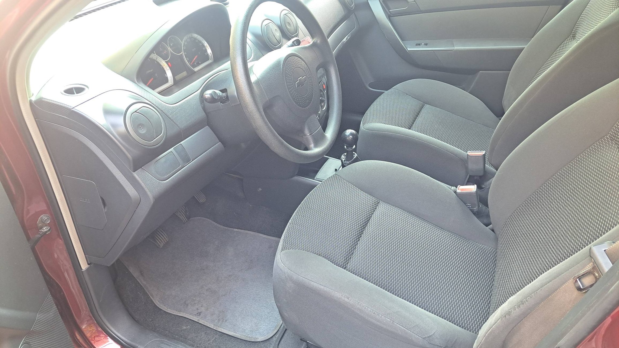 CHEVROLET AVEO LT 2014 ESTANDAR