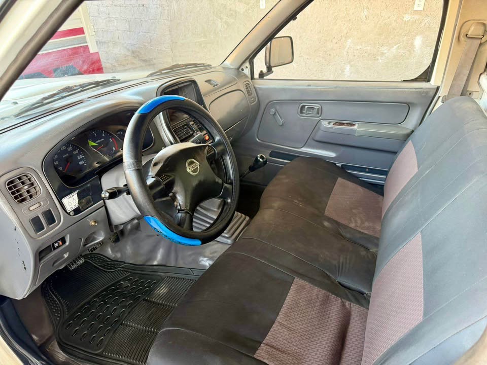 Nissan NP300 diésel modelo 2006