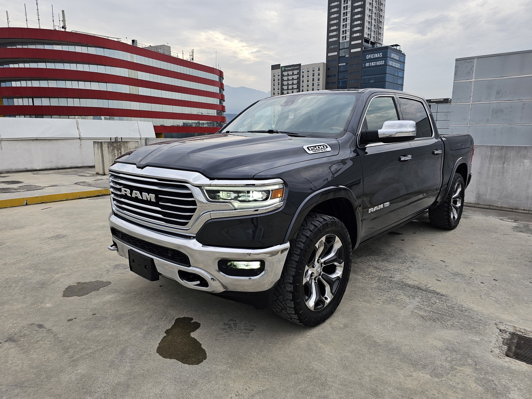 RAM LONG HORN 4X4 2019