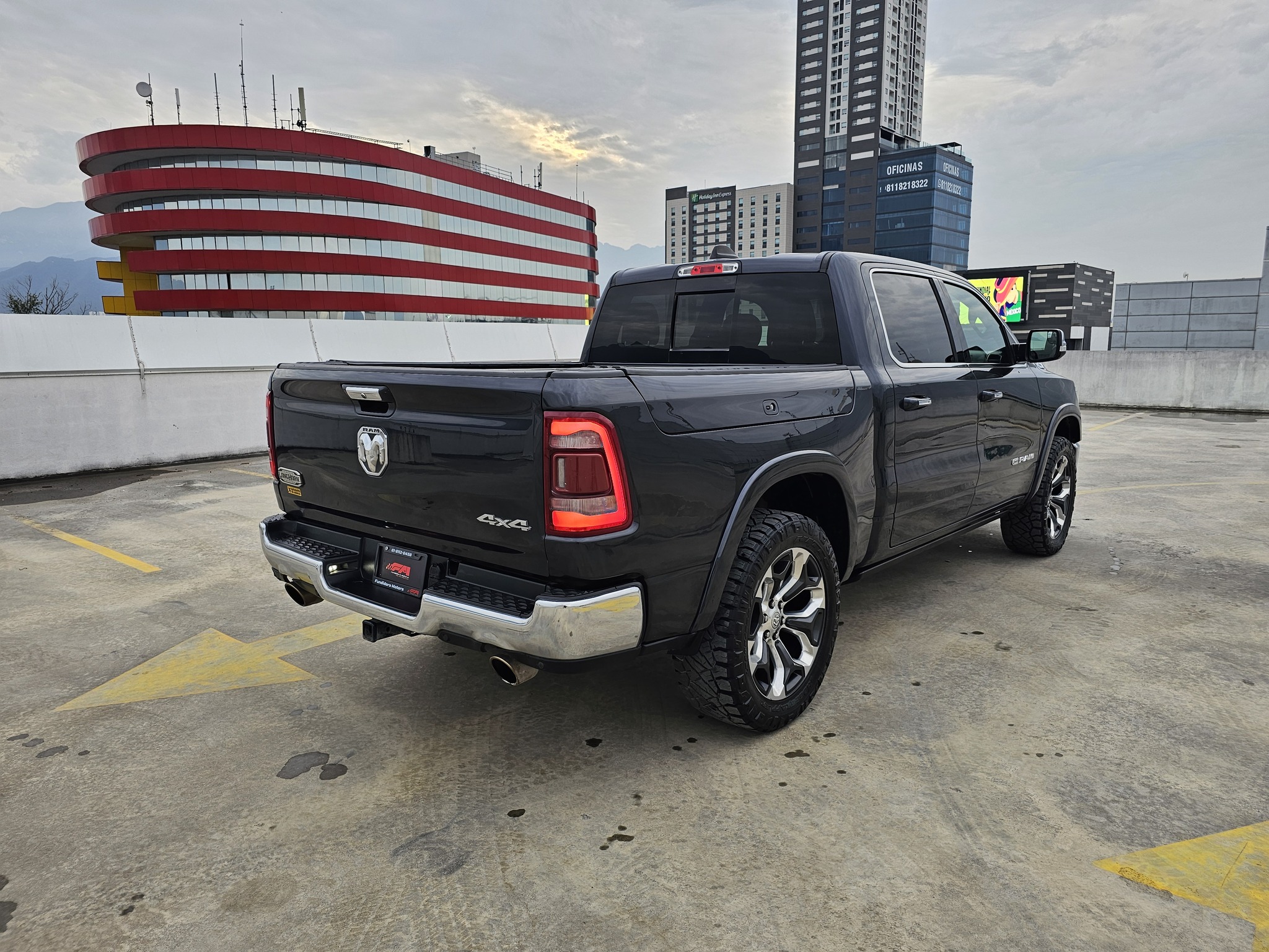 RAM LONG HORN 4X4 2019