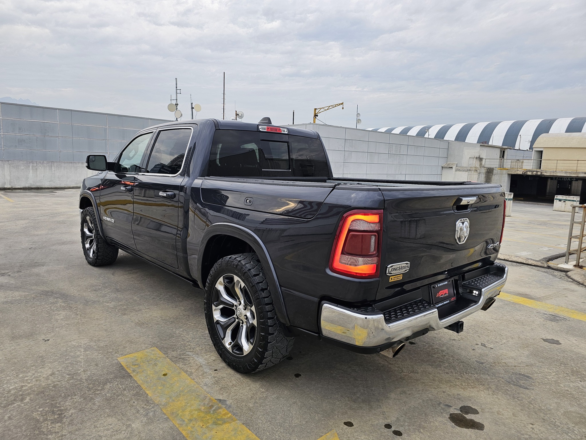 RAM LONG HORN 4X4 2019