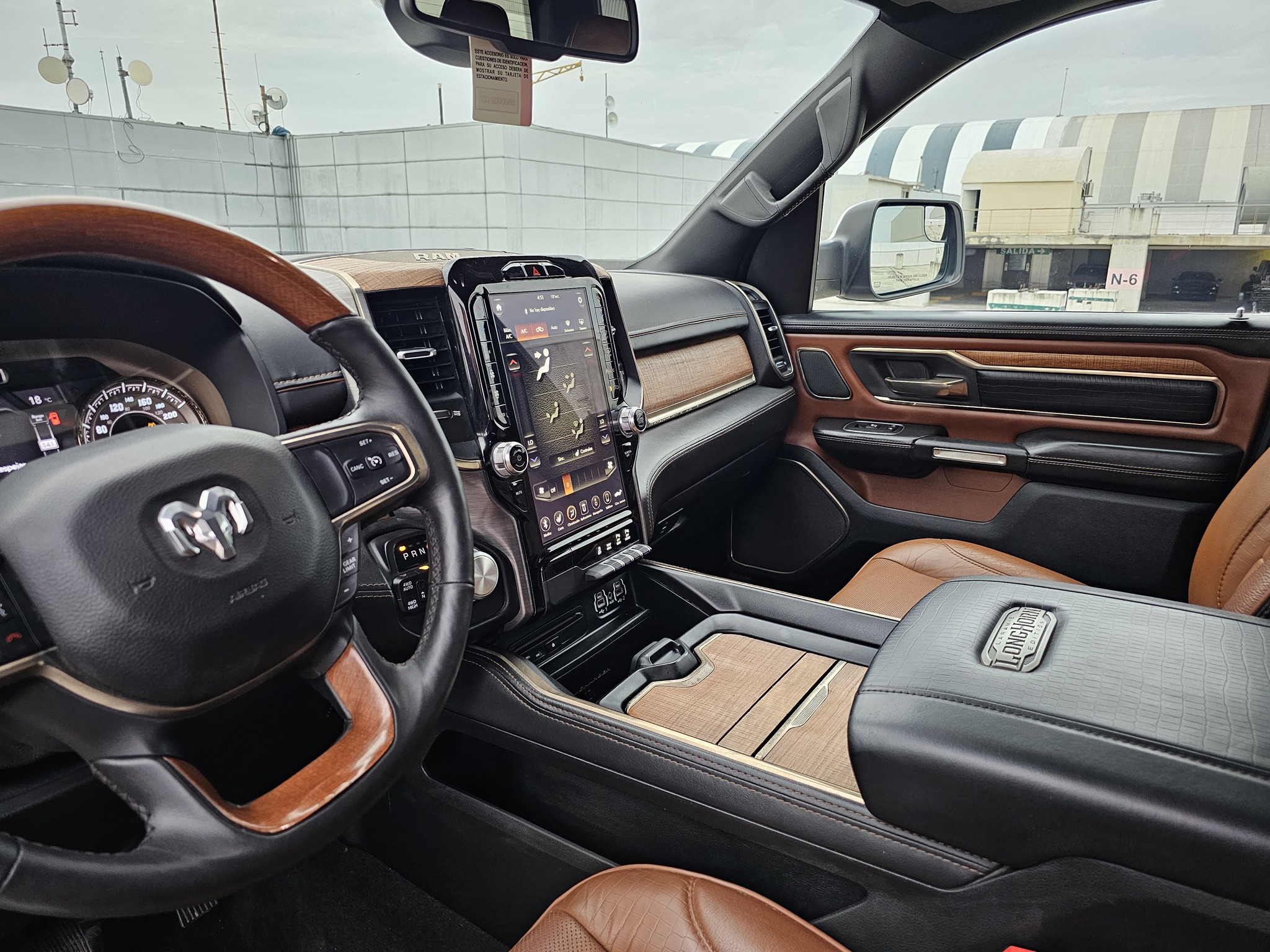 RAM LONG HORN 4X4 2019