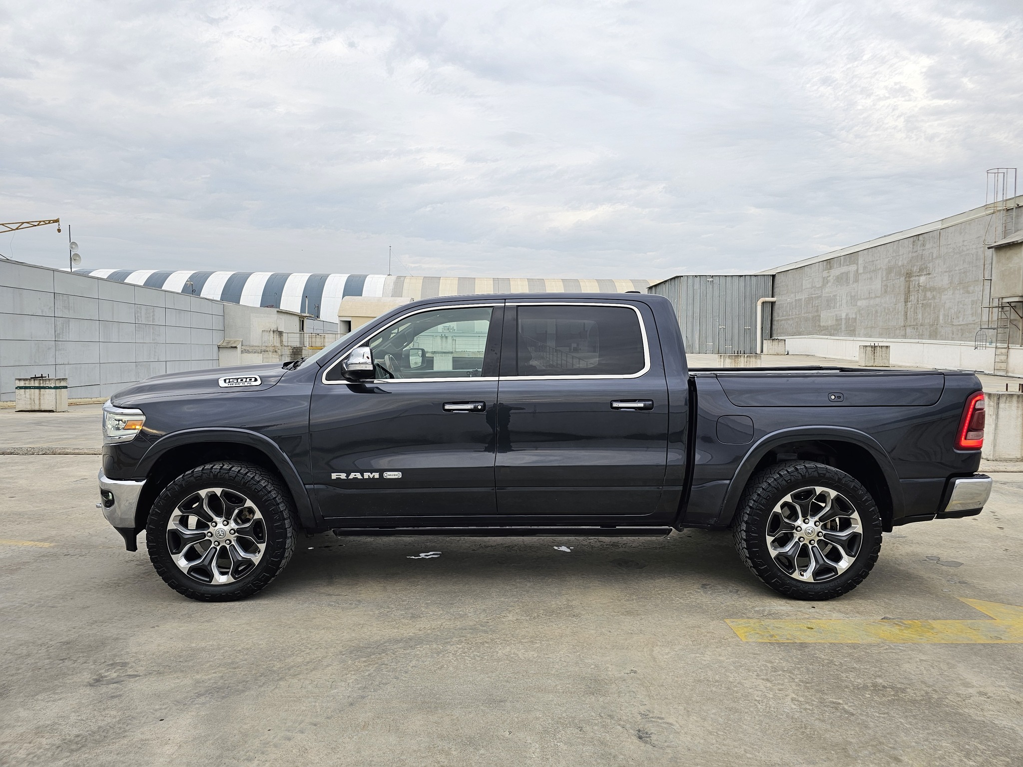 RAM LONG HORN 4X4 2019