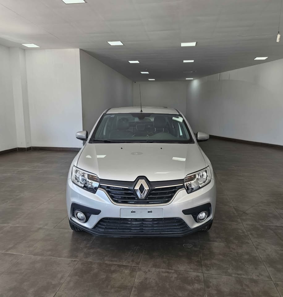 RENAULT LOGAN INTENS 2024 T/A
