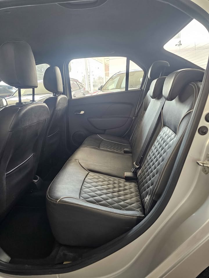 RENAULT LOGAN INTENS 2024 T/A